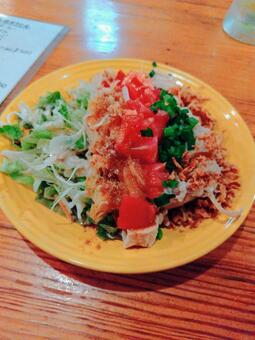 居酒屋のよだれ鶏 よだれ鶏,おつまみ,チキンの写真素材