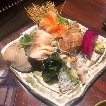 貝 刺身 盛り合わせ 居酒屋 貝 刺身 盛り合わせ 居酒屋 外食,お刺身,盛り合わせの写真素材
