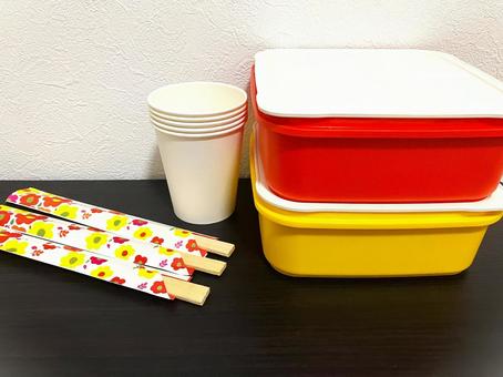 ファミリー用の行楽弁当箱 ファミリー用の行楽弁当箱 行楽弁当箱,弁当箱,運動会の写真素材
