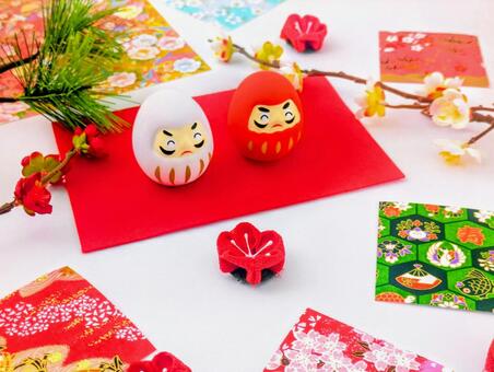 新年（お祝いに〜赤白ダルマ〜）目入れ済7 お正月,年賀状,迎春の写真素材