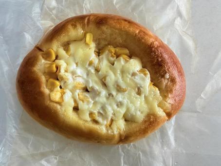 コーンマヨネーズパン コーンマヨネーズパン,コーン,マヨネーズの写真素材