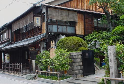 坂本龍馬ゆかりの寺田屋(京都・伏見)2 坂本龍馬ゆかりの寺田屋(京都・伏見)2 寺田屋,坂本龍馬,旅籠の写真素材