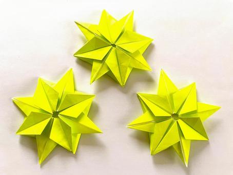 折り紙作品(シャイニングスター)5 折り紙作品(シャイニングスター)5 シャイニングスター,星,折り紙の写真素材