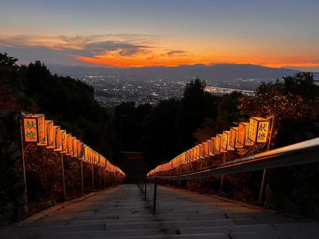 献灯 献灯 盆地,夜景スポット,美しいの写真素材