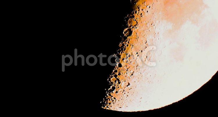 月面Ｘ（月の表面にＸの文字） 月,半月,クレーターの写真素材