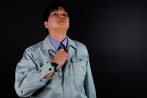 自信ある作業服の男性 男性,作業服,自信の写真素材