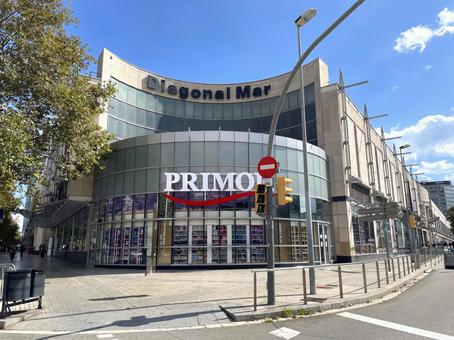 ディアゴナル・マールショッピングセンター ディアゴナル・マールショッピングセンター バルセロナ,スペイン,カタルーニャの写真素材