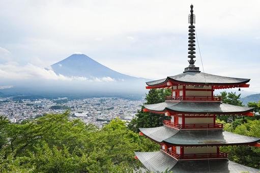山梨・新倉富士浅間神社と富士山の景観 新倉富士浅間神社,富士山,五重塔の写真素材