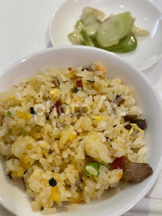 チャーハン　ザーサイ　炒飯　搾菜 炒飯,チャーハン,搾菜の写真素材