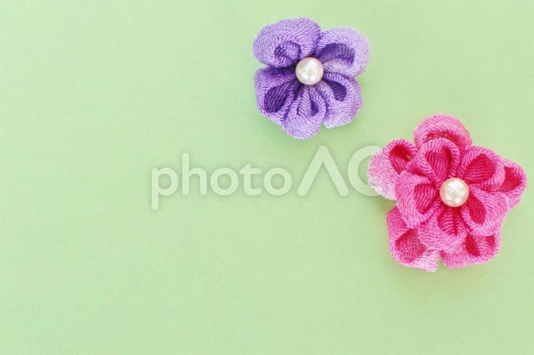 つまみ細工の花と緑色 つまみ細工,花,かわいいの写真素材