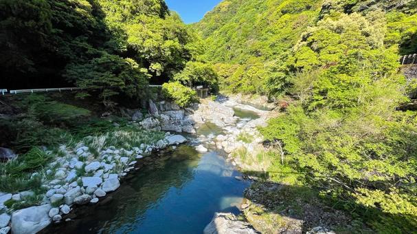 雄淵雌淵公園の奇石渓谷美 雄淵雌淵公園の奇石渓谷美の写真