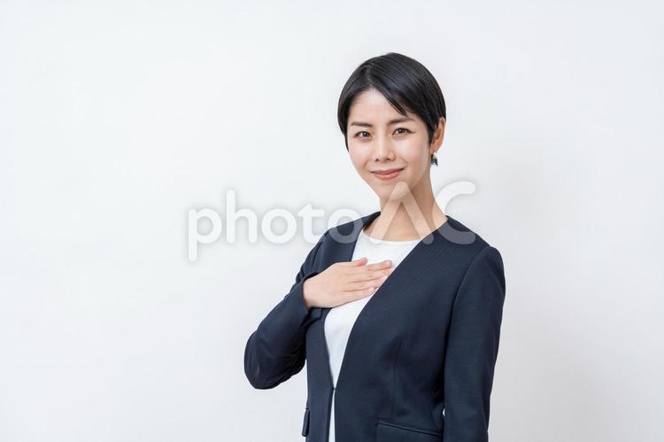 信頼のビジネスパーソンの女性。 信頼,安心,女性の写真素材
