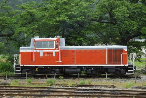 ディーゼル機関車 DD16 ディーゼル機関車 DD16 鉄道,電車,線路の写真素材