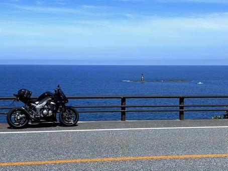 夏の海とバイク 夏の海とバイク 夏の海,バイク,ツーリングの写真素材