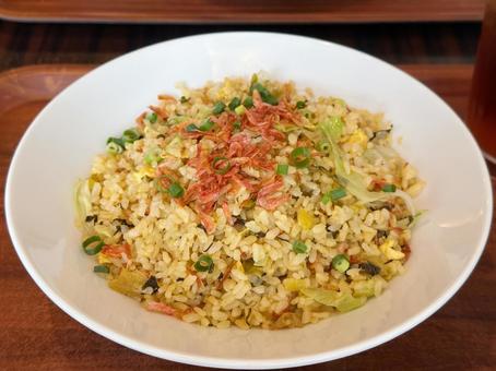 桜エビの炒飯 桜エビの炒飯の写真