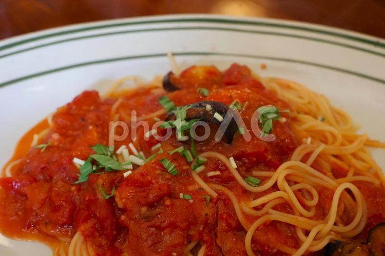 パスタ店のナスとベーコンのスパゲティ ナス,ベーコン,スパゲティの写真素材
