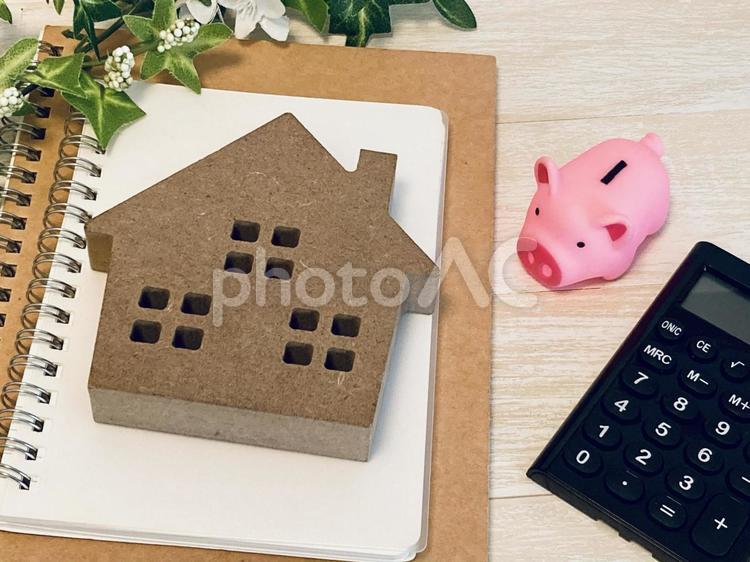 住宅購入のためのお金を貯金する 住宅,家,家づくりの写真素材