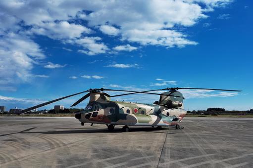 入間航空祭　CH-47J　輸送ヘリ 入間基地,航空祭,航空自衛隊の写真素材