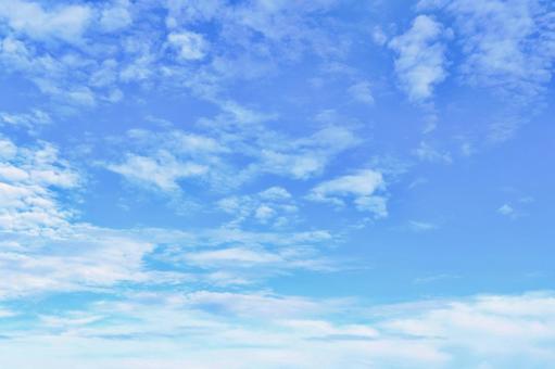 空と雲(グラデーション) 空と雲(グラデーション)の写真