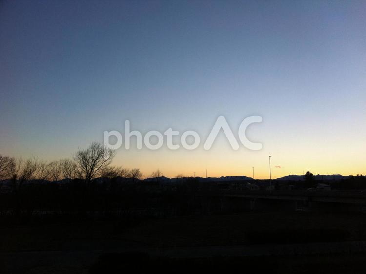 夕暮れの空 1 空,夕暮れ,夜の写真素材