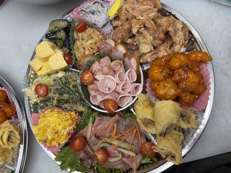 オードブル オードブル,からあげ,エビチリの写真素材