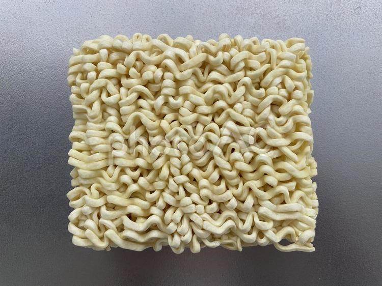 インスタント麺 インスタント麺,麺類,ラーメンの写真素材