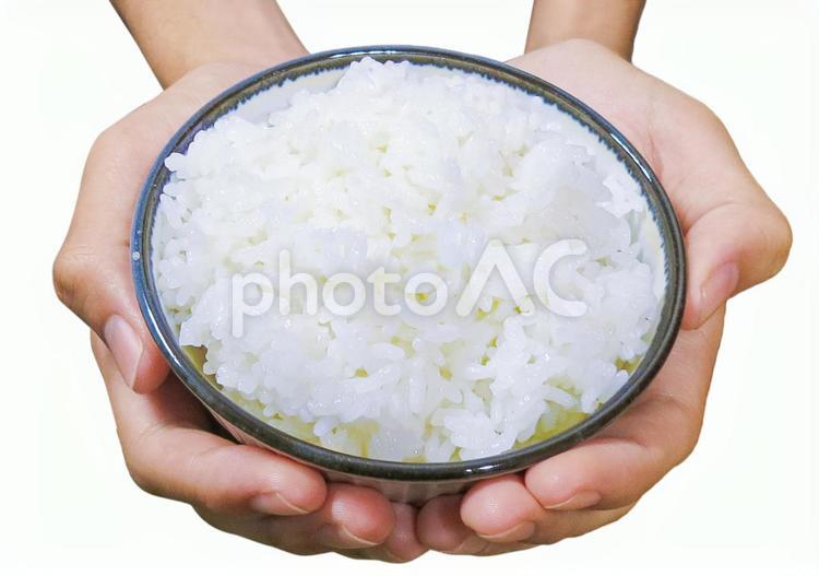 ご飯茶碗を持つ手1　切抜き 米,白米,手の写真素材