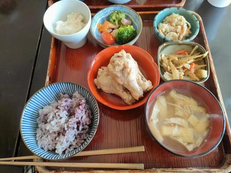 手羽炊き定食 手羽炊き定食 グルメ,食べ物,食物の写真素材