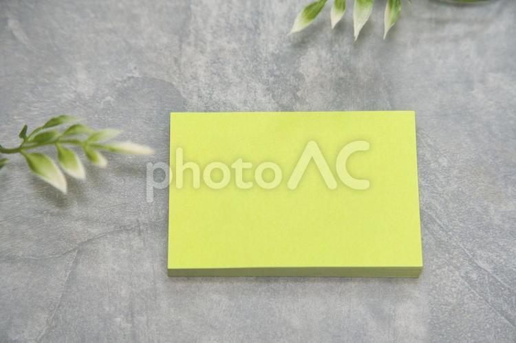 付箋とグリーン 付箋,メモ,タイトルの写真素材