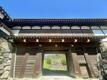 郡山城の重厚な門 郡山城,城跡,櫓門の写真素材