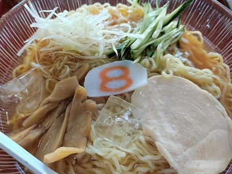 Photo, chilled ramen, ramen, roasted pork fillet, 