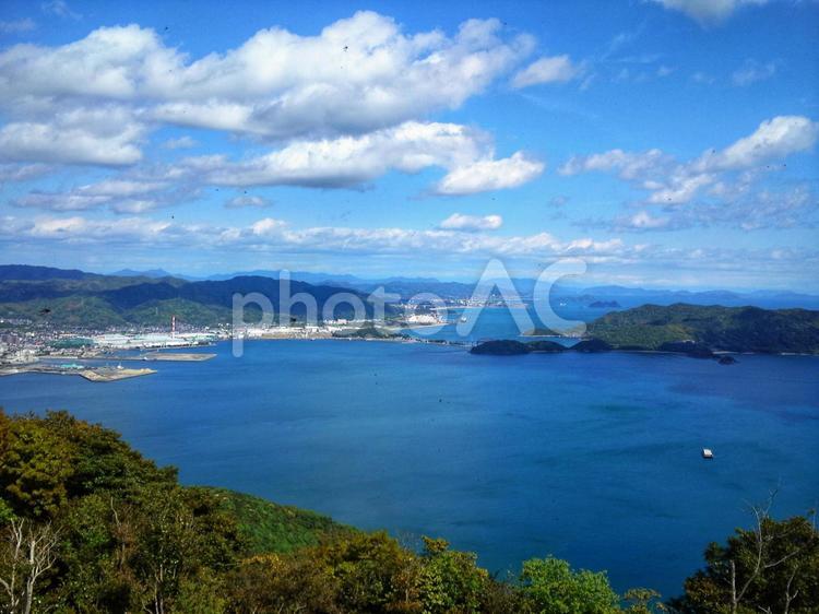 山から島を見下ろす絶景１１　フリー素材無料素材イメージ 島,海,青空の写真素材