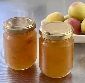 2 jars of homemade plum jam, JPG 2 jars of homemade plum jam, JPG