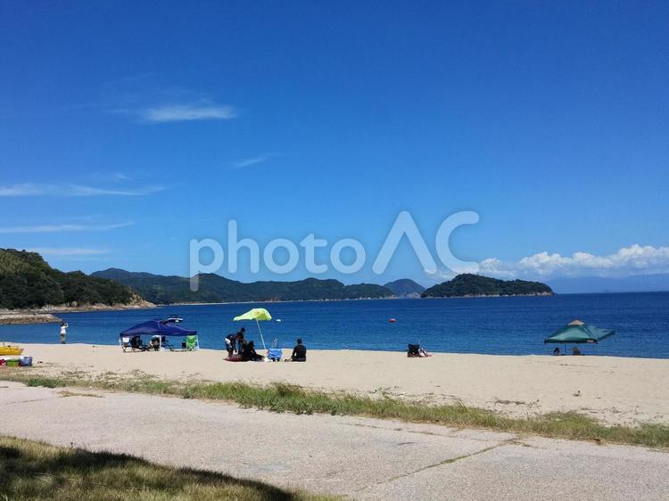夏の海水浴場の風景写真 海水浴場,海,空の写真素材