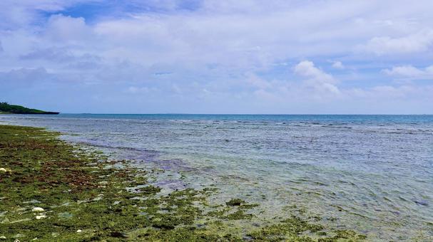 Kwachin Beach on Tsuken Island in Uruma City, Okinawa Prefecture, JPG