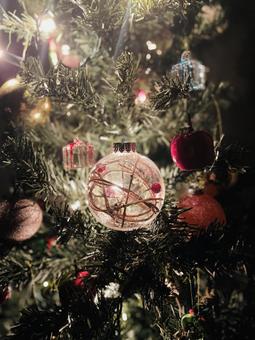 メリークリスマス クリスマス,クリスマスツリー,オーナメント（アート）の写真素材