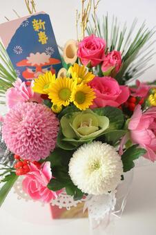 お正月のフラワーアレンジメント フラワーアレンジ,生け花,花の写真素材