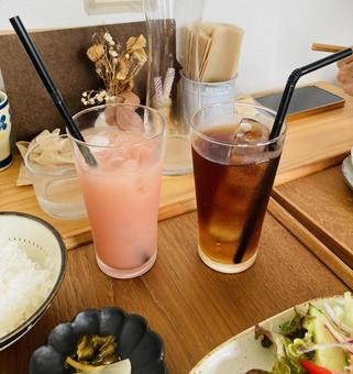 グァバジュースとICE紅茶 グァバジュースとICE紅茶 グァバジュース,ジュース,紅茶の写真素材