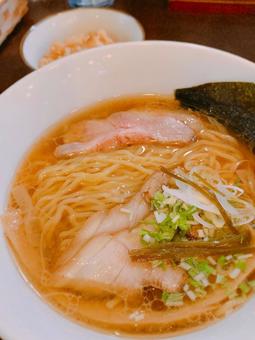 美味しそうなラーメン 美味しそうなラーメン ご飯,料理,ラーメンの写真素材