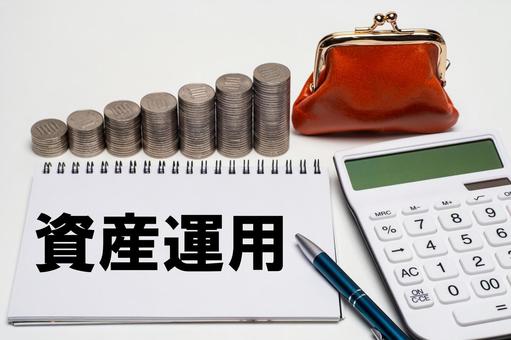 がま口財布と電卓とコインで資産運用 電卓,お金,節約の写真素材