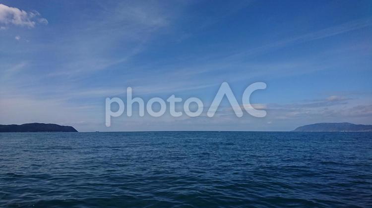 海 空 - No: 4476584｜写真素材なら「写真AC」無料（フリー）ダウンロードOK