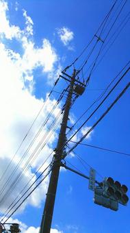 青空と電柱 青空と電柱の写真