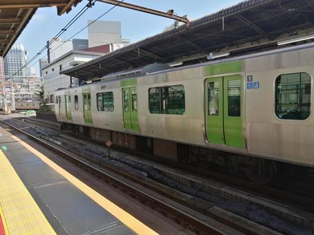 山手線 E235系 山手線 E235系 山手線,新宿駅,jr新宿駅の写真素材