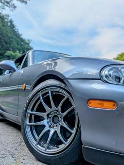 スポーツカー　青空 スポーツカー,クルマ,空の写真素材