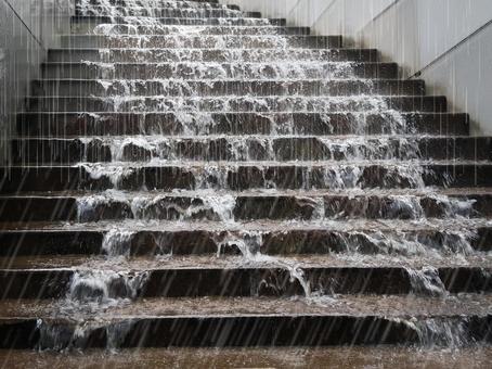 大雨の階段_AS000020の写真