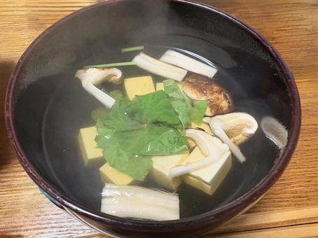 松茸のお吸い物 松茸,すまし,吸い物の写真素材