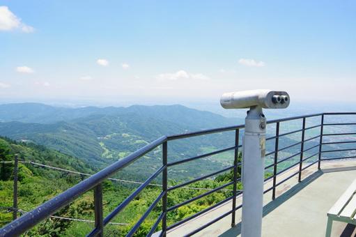 筑波山からパノラマ風景を望遠鏡で眺める 筑波山からパノラマ風景を望遠鏡で眺める 双眼鏡,筑波山,パノラマの写真素材