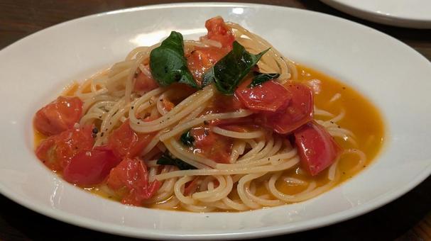 トマトパスタ トマトパスタの写真