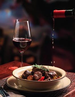 赤ワインとビーフシチュー(ポスター用) ビーフシチュー,シチュー,赤ワインの写真素材