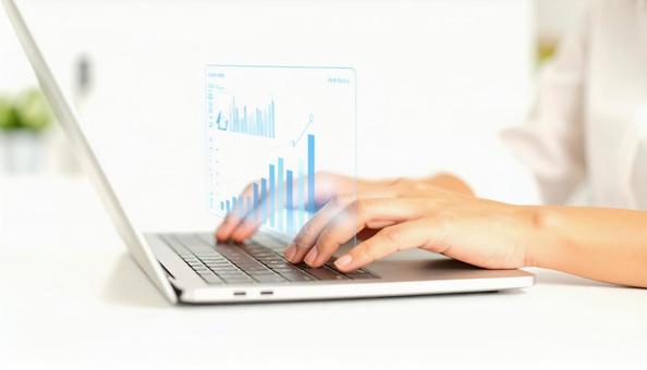 ホログラムとPC作業をする手元 ホログラムとPC作業をする手元の写真